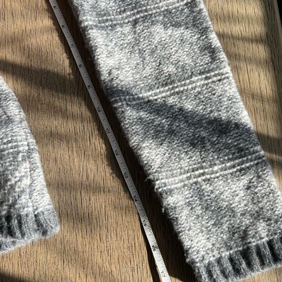 Maryline Italy Wool Blend Buttoned Front Aztec Patterned Cowl Neck Tunic Sweater - Picture 11 of 12